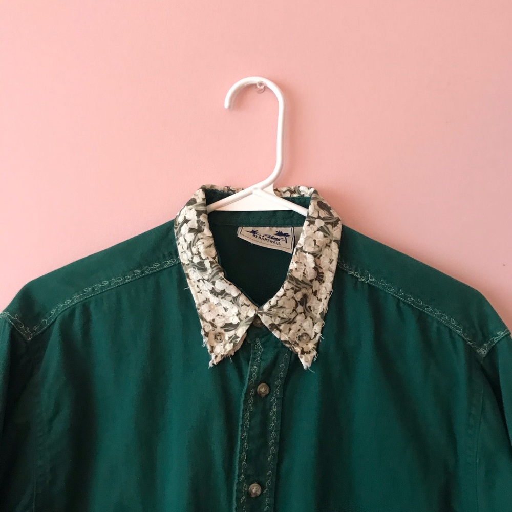 Customized Golden Roots button up shirt - Picture 3 of 5
